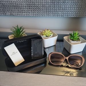 Coach Women Sunglasses